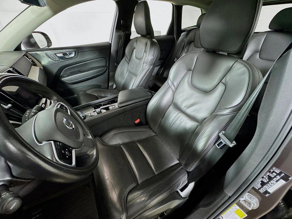 used 2022 Volvo XC60 car, priced at $33,990