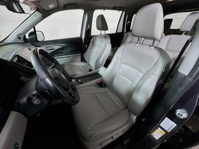 used 2022 Honda Pilot car, priced at $29,490