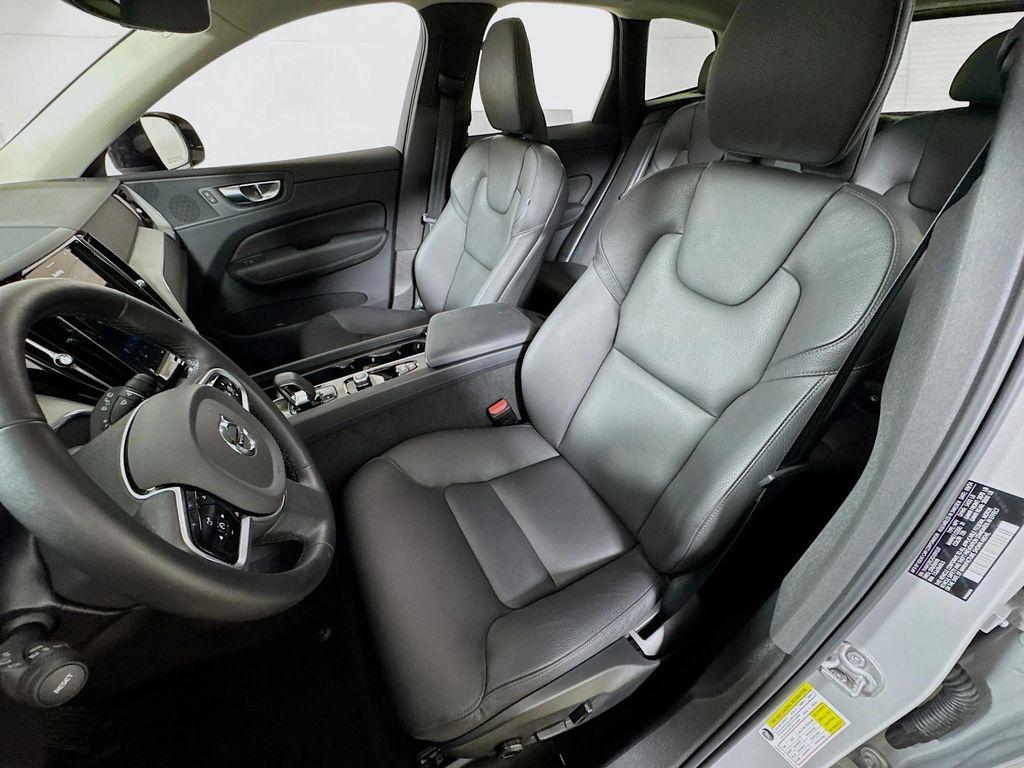 used 2025 Volvo XC60 car, priced at $38,990