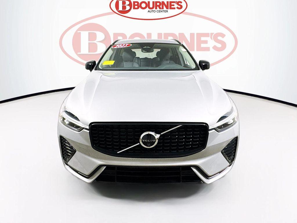 used 2025 Volvo XC60 car, priced at $38,990