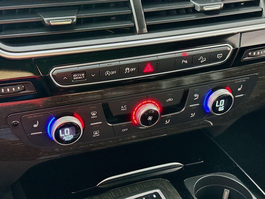 used 2019 Audi Q7 car, priced at $20,990