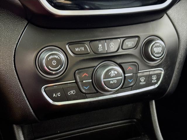 used 2022 Jeep Cherokee car, priced at $24,590