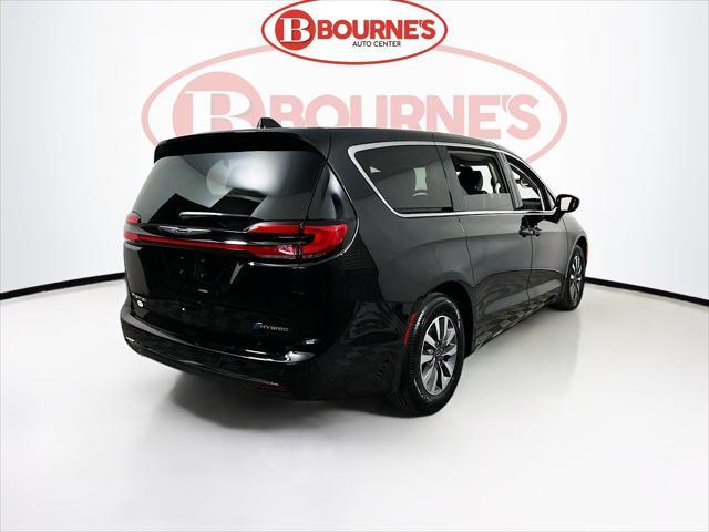 used 2024 Chrysler Pacifica Hybrid car, priced at $37,990