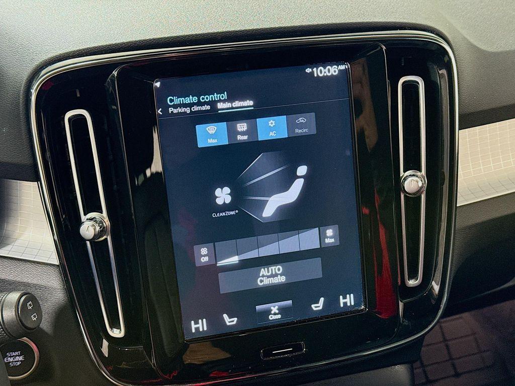 used 2022 Volvo XC40 car, priced at $25,490