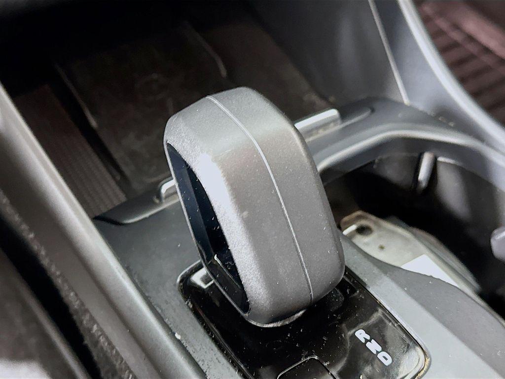 used 2022 Volvo XC40 car, priced at $25,490