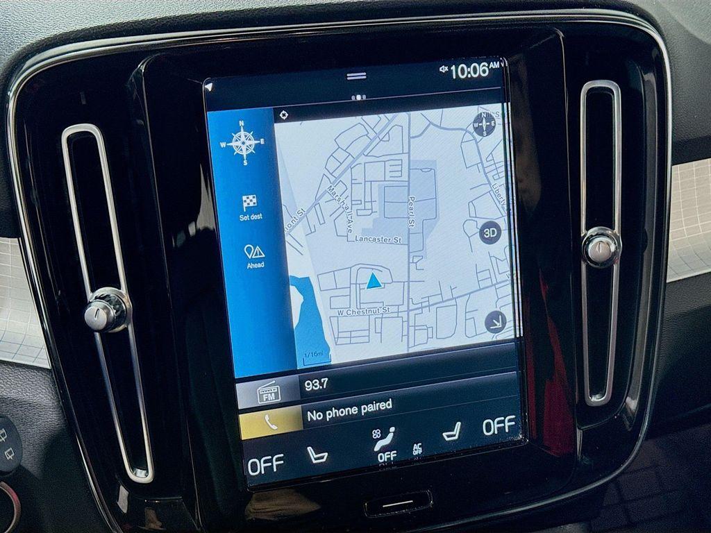 used 2022 Volvo XC40 car, priced at $25,490