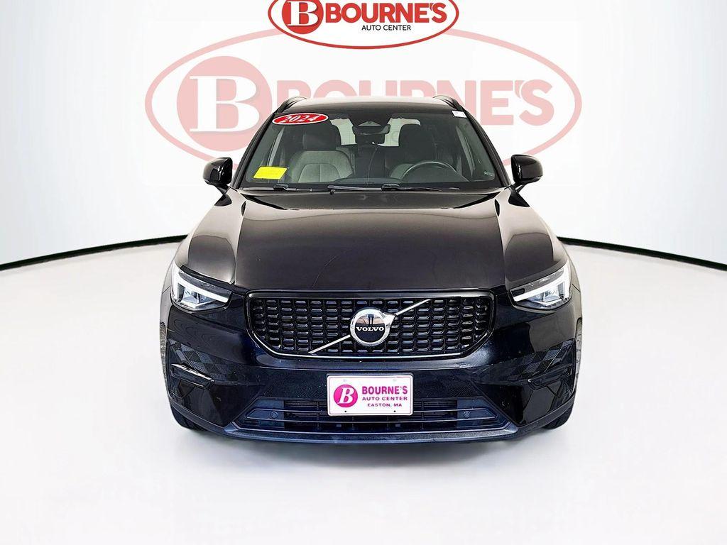 used 2024 Volvo XC40 car, priced at $28,590