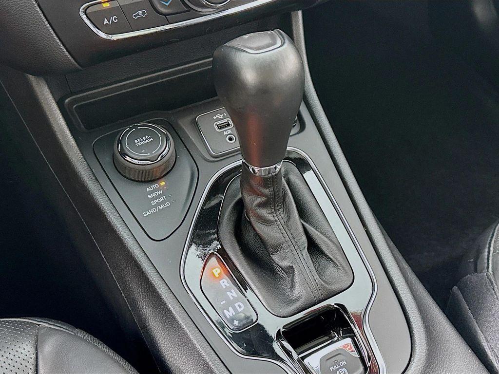 used 2021 Jeep Cherokee car, priced at $21,990