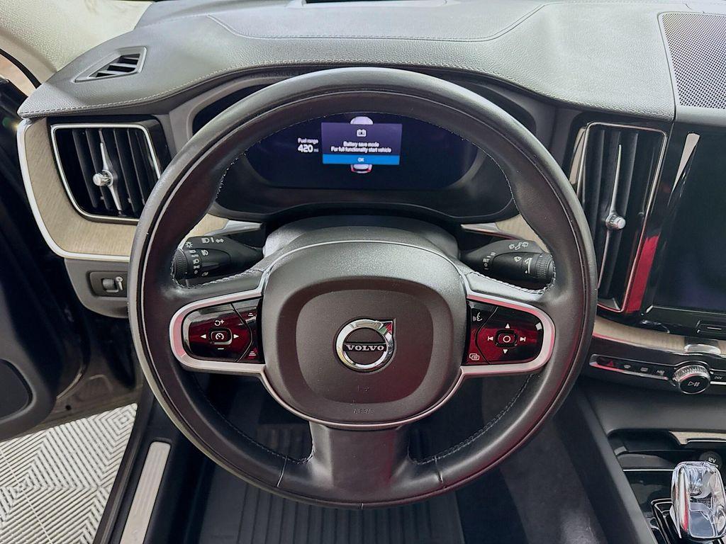 used 2022 Volvo XC60 car, priced at $33,990