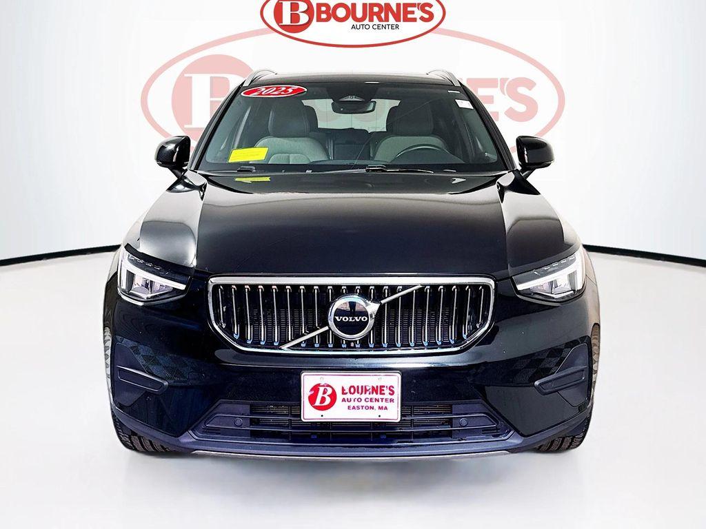 used 2025 Volvo XC40 car, priced at $28,490