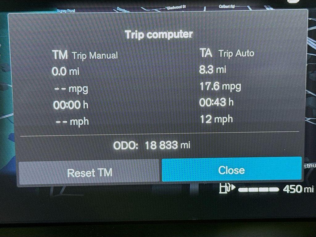 used 2025 Volvo XC40 car, priced at $28,490