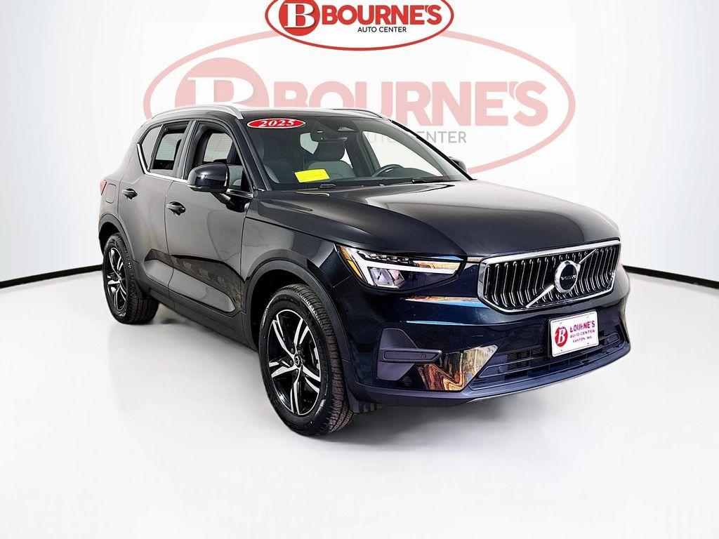 used 2025 Volvo XC40 car, priced at $28,490