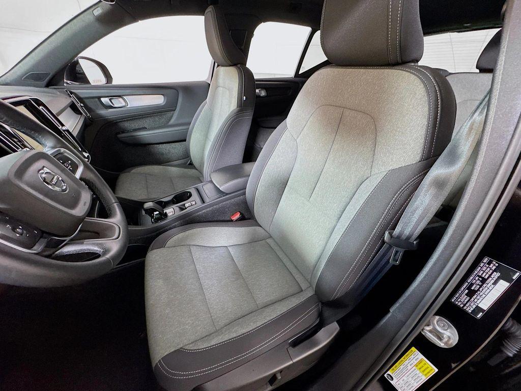 used 2025 Volvo XC40 car, priced at $28,490
