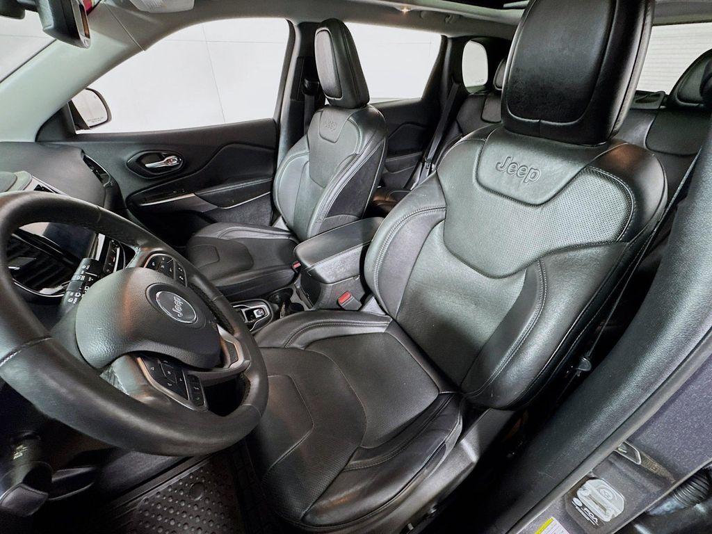 used 2021 Jeep Cherokee car, priced at $22,490