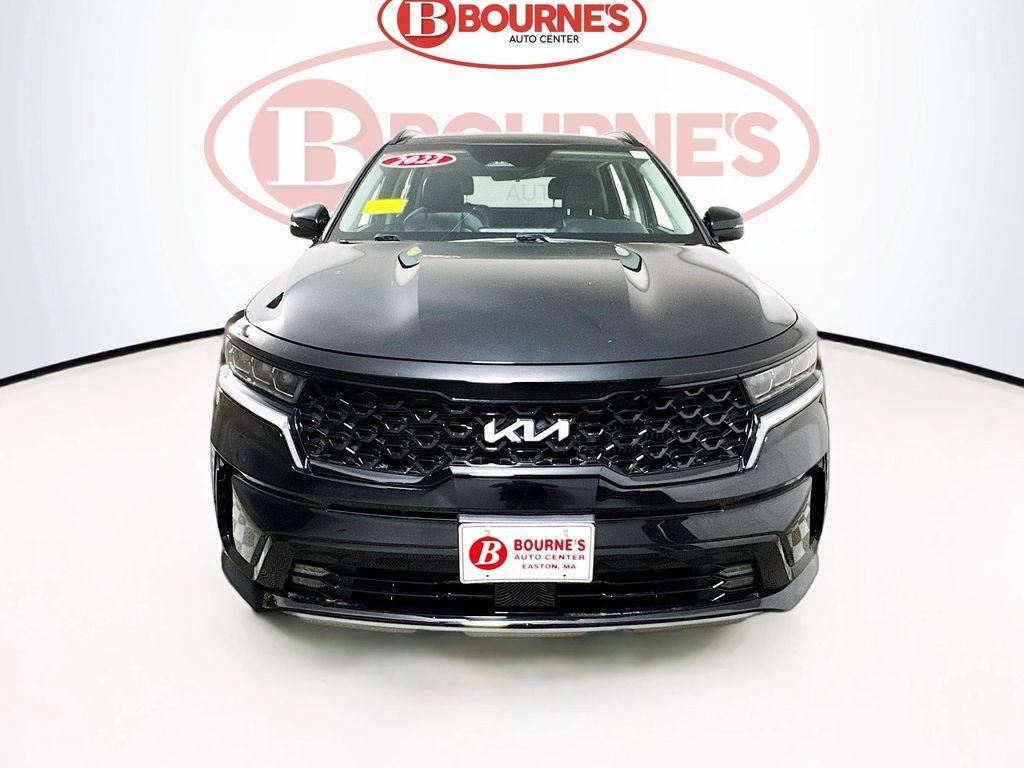 used 2022 Kia Sorento car, priced at $30,390