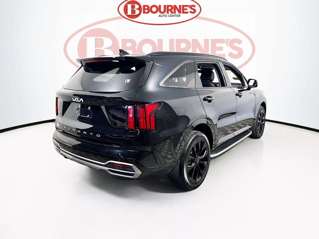 used 2022 Kia Sorento car, priced at $30,390