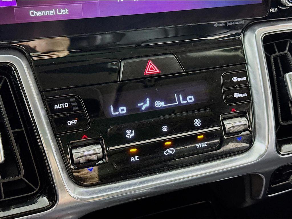used 2022 Kia Sorento car, priced at $30,390