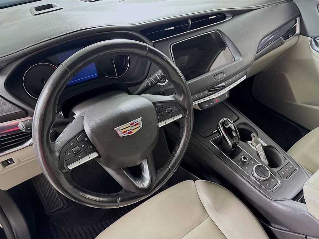 used 2021 Cadillac XT4 car, priced at $25,490