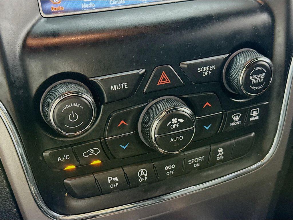 used 2021 Jeep Grand Cherokee car, priced at $23,490