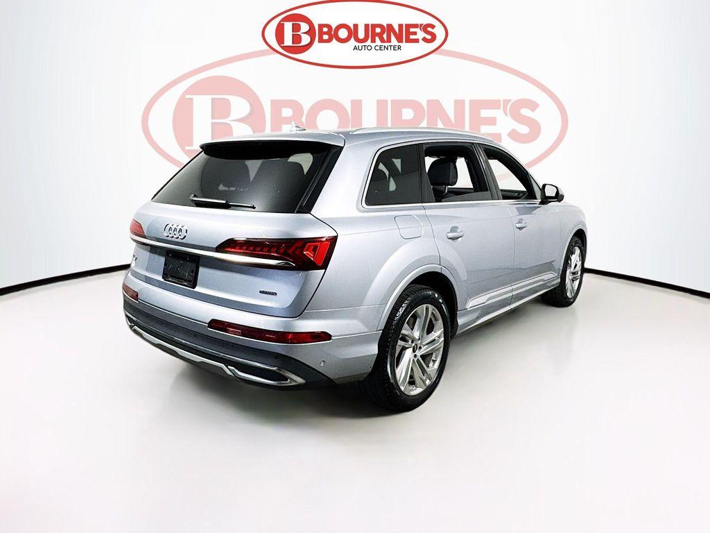 used 2022 Audi Q7 car, priced at $33,790