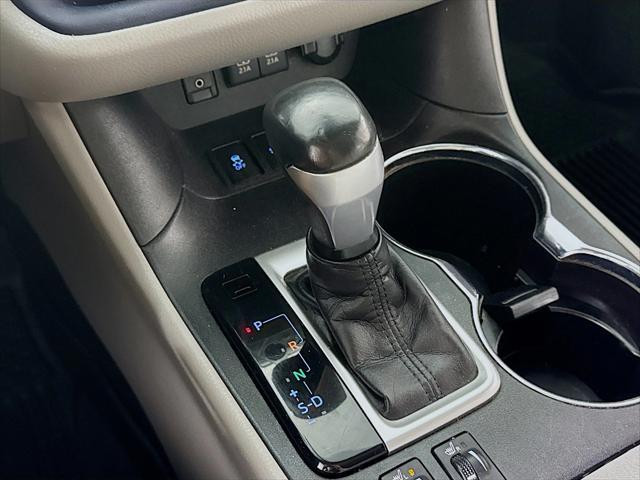 used 2018 Toyota Highlander car, priced at $21,990
