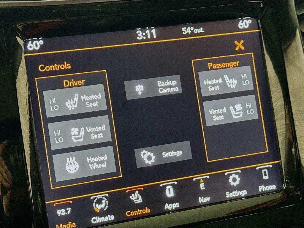 used 2021 Jeep Cherokee car, priced at $19,990