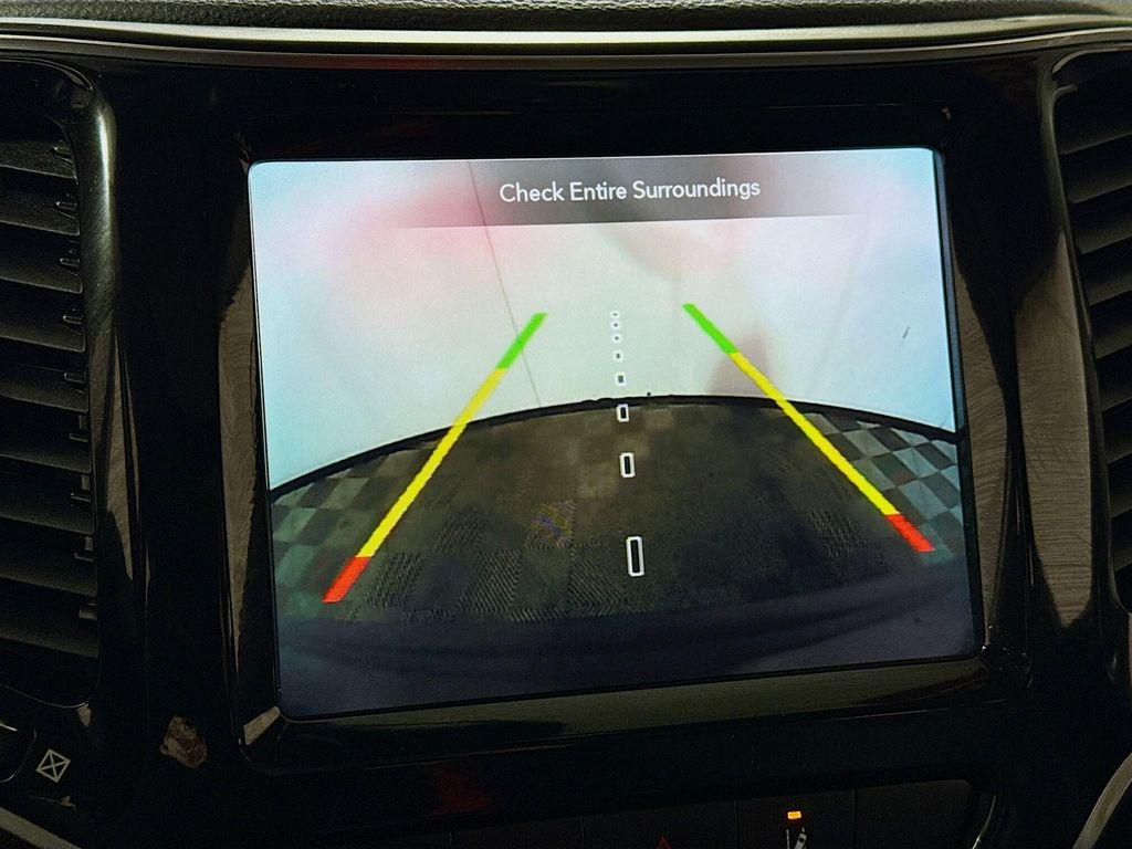 used 2021 Jeep Cherokee car, priced at $19,990