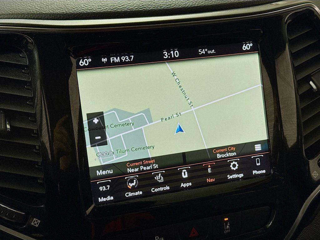 used 2021 Jeep Cherokee car, priced at $19,990