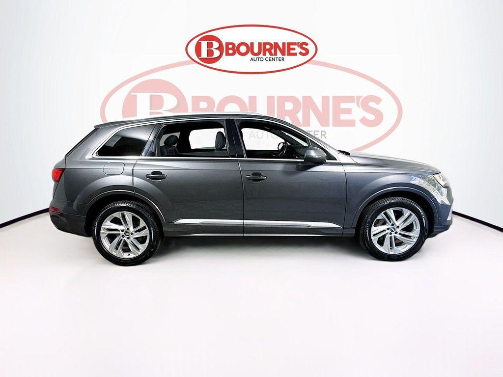 used 2020 Audi Q7 car, priced at $28,390