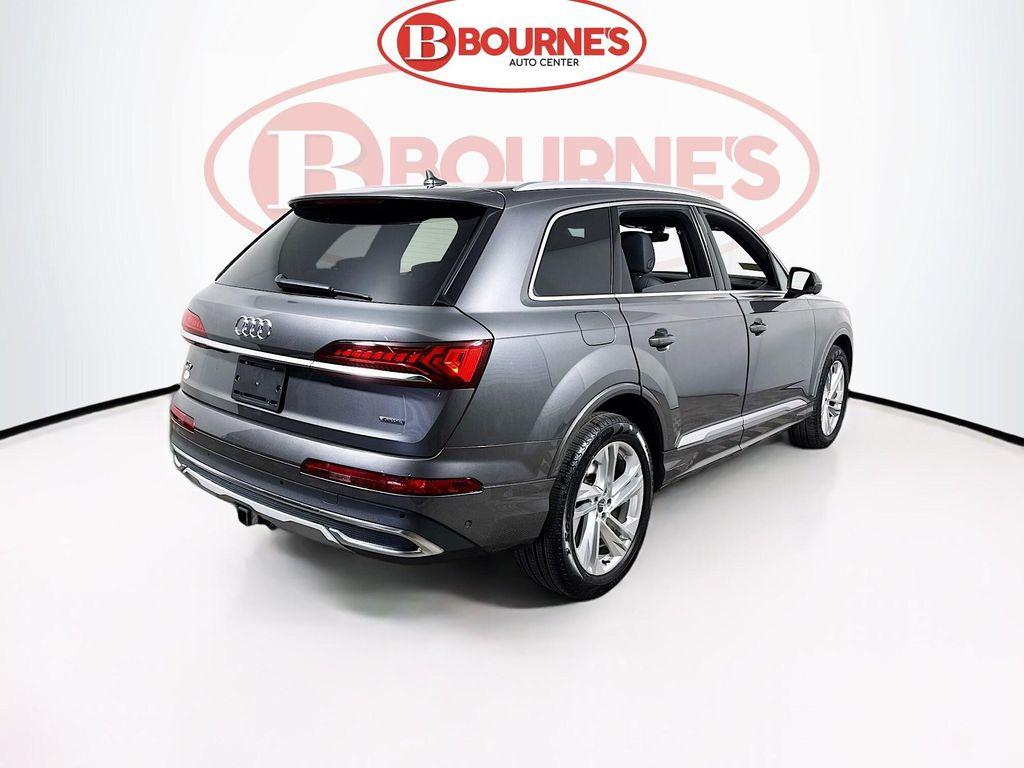used 2020 Audi Q7 car, priced at $28,390