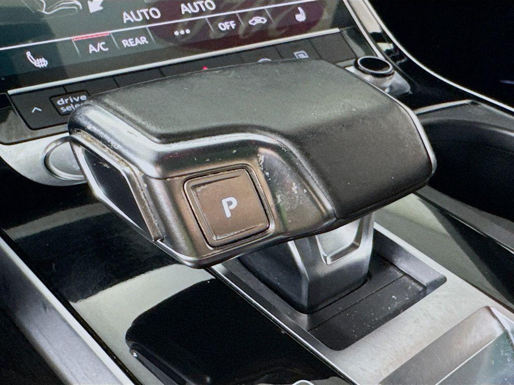 used 2020 Audi Q7 car, priced at $28,390