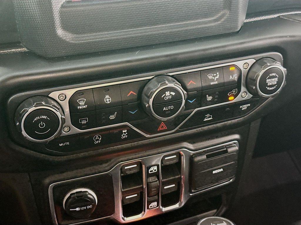 used 2021 Jeep Wrangler Unlimited car, priced at $31,290