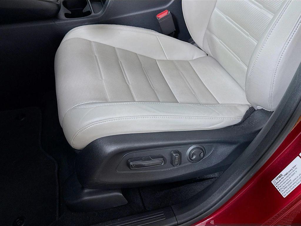 used 2023 Honda CR-V car, priced at $30,990