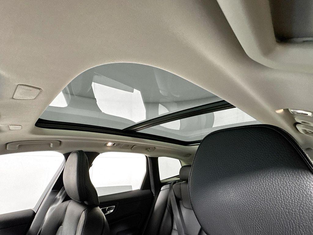 used 2021 Volvo XC60 car, priced at $27,590