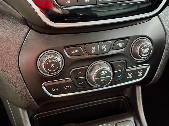used 2020 Jeep Cherokee car, priced at $18,690