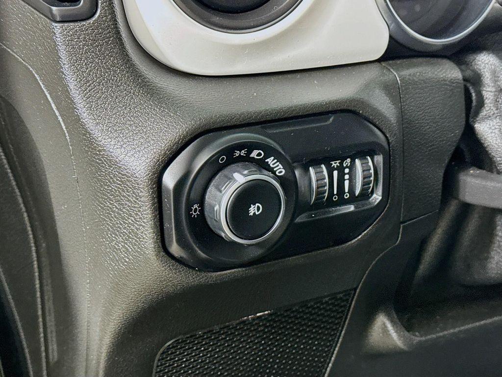 used 2021 Jeep Wrangler Unlimited car, priced at $27,290