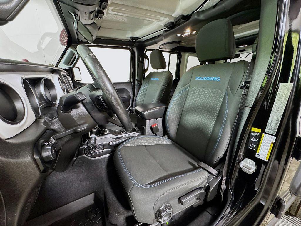 used 2021 Jeep Wrangler Unlimited car, priced at $27,290