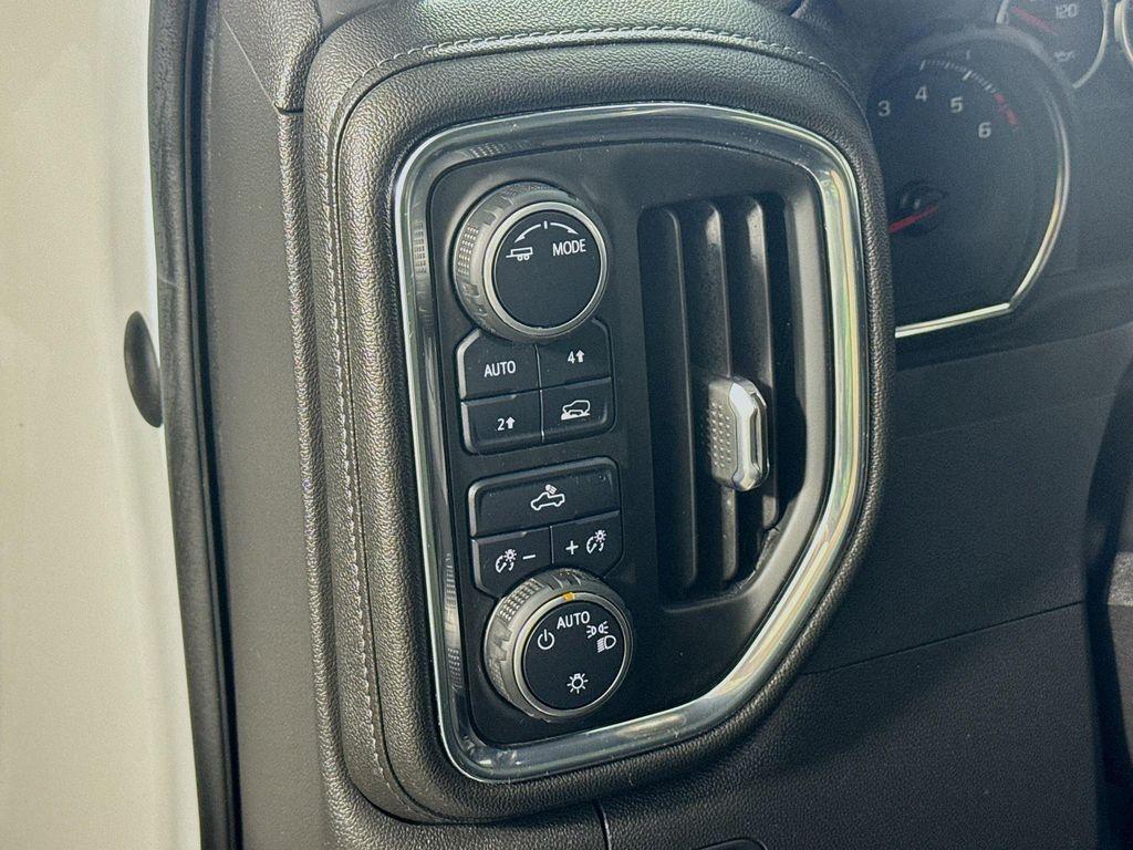 used 2022 Chevrolet Silverado 1500 car, priced at $33,590