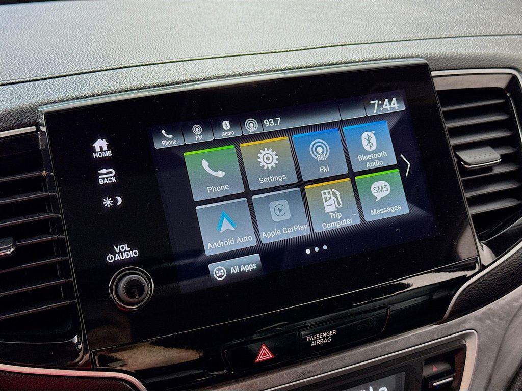used 2022 Honda Pilot car, priced at $29,590