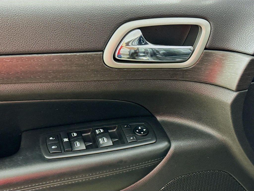 used 2018 Jeep Grand Cherokee car, priced at $18,990