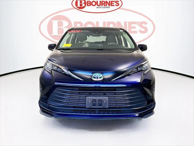 used 2024 Toyota Sienna car, priced at $38,990