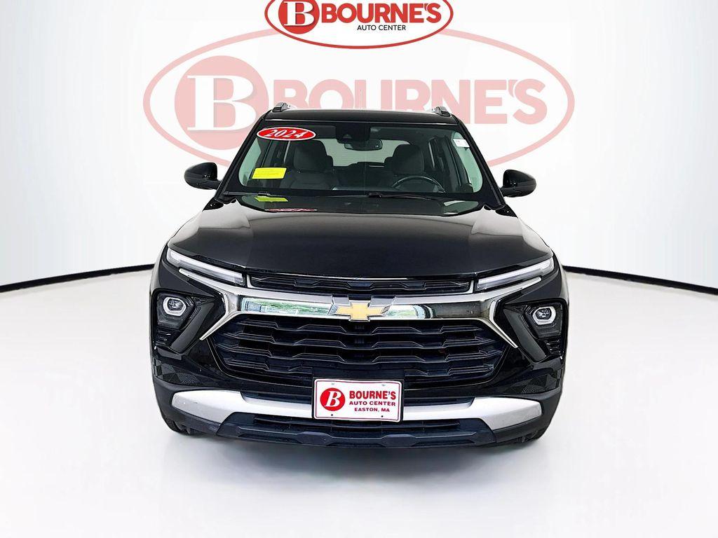 used 2024 Chevrolet TrailBlazer car, priced at $22,290
