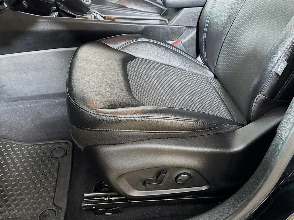 used 2022 Jeep Compass car, priced at $19,490