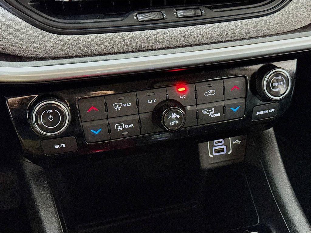 used 2022 Jeep Compass car, priced at $19,490