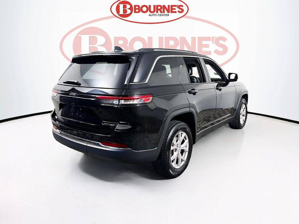 used 2022 Jeep Grand Cherokee car, priced at $27,490