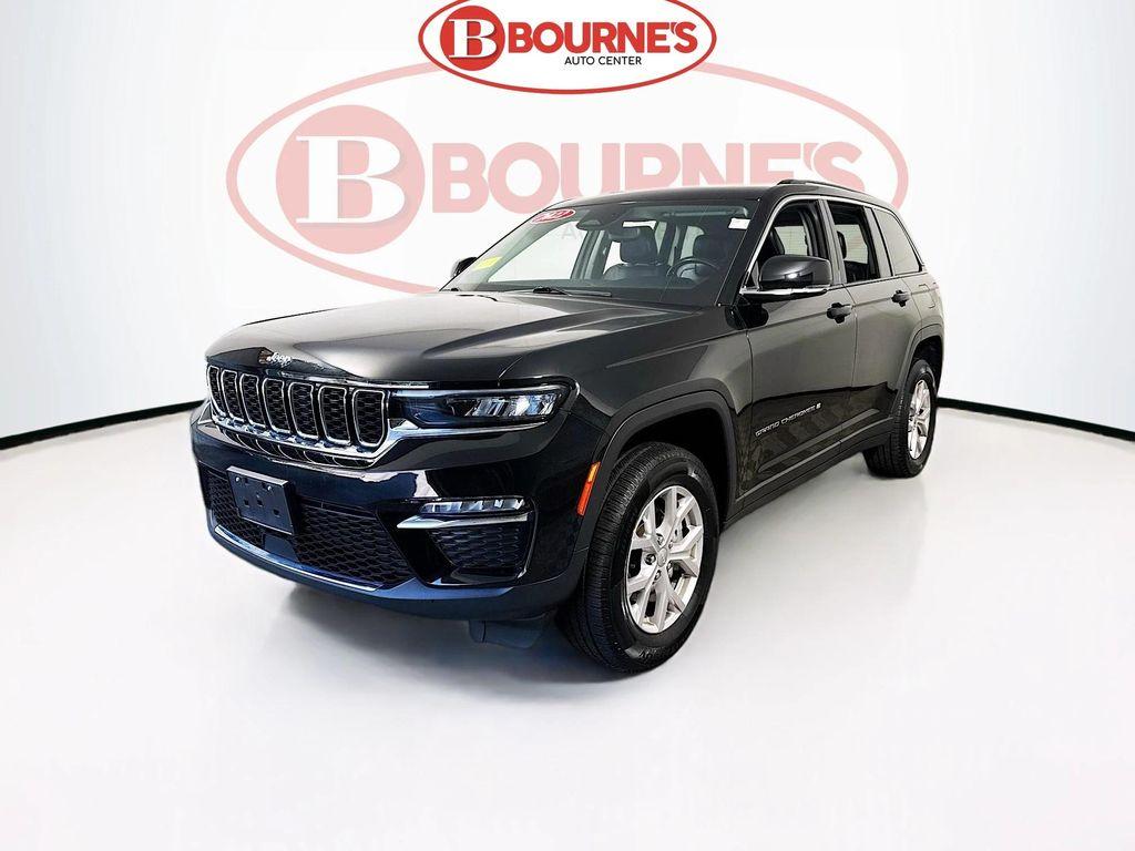 used 2022 Jeep Grand Cherokee car, priced at $27,490