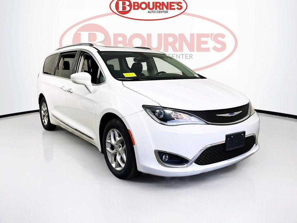 used 2018 Chrysler Pacifica car, priced at $14,490