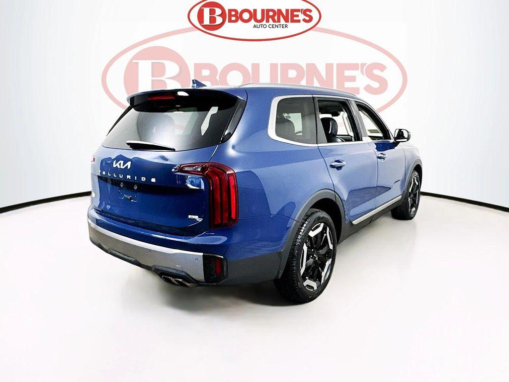 used 2025 Kia Telluride car, priced at $37,990