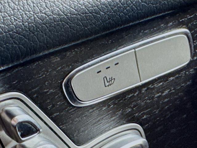 used 2020 Mercedes-Benz GLC 300 car, priced at $23,990