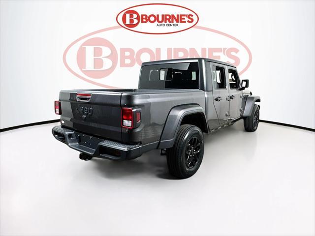 used 2022 Jeep Gladiator car, priced at $32,490